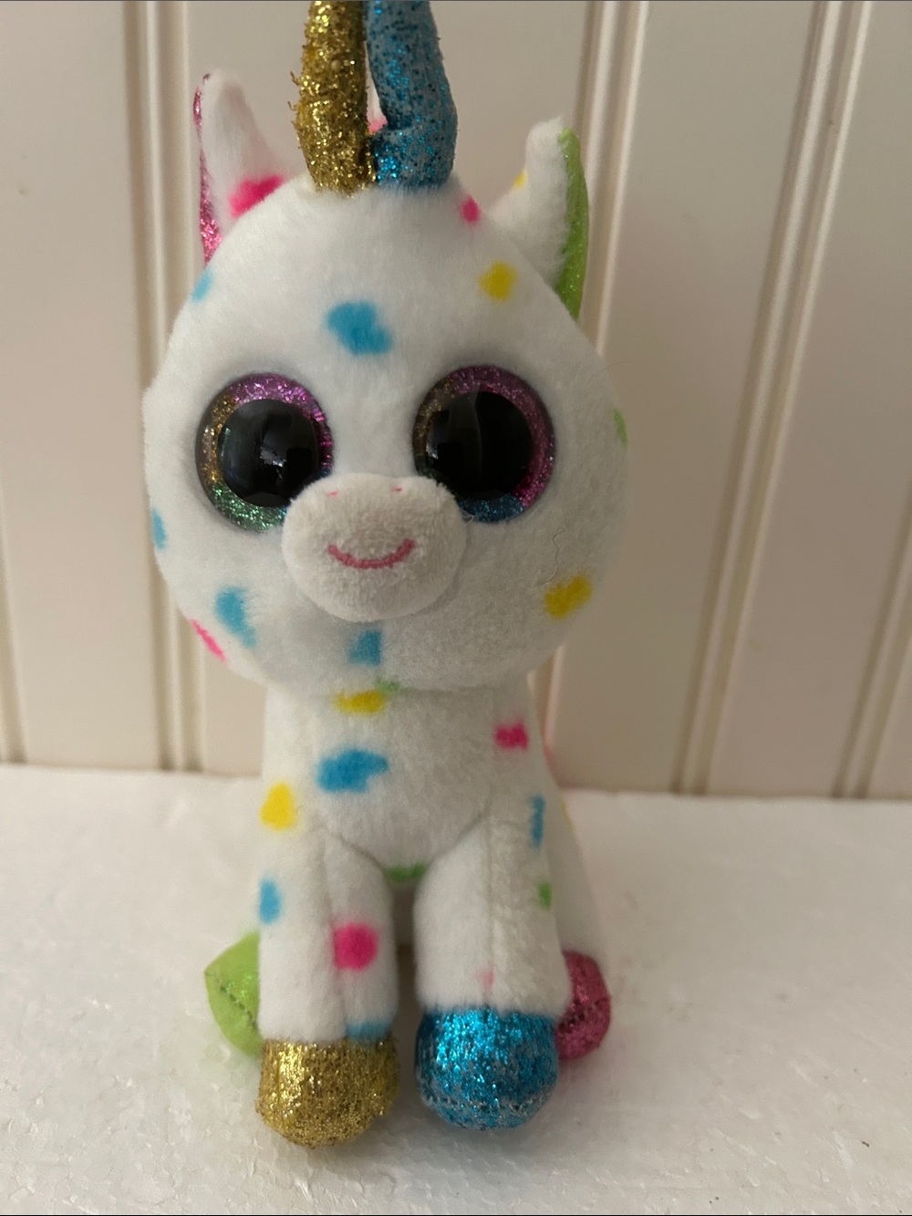 Ty Beanie Boos Unicorn Harmonie Plush White rainbow speckled fur Glittery detail